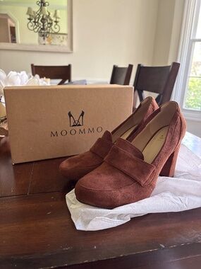 Suede brown heels
